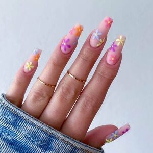 Floral Nail Art